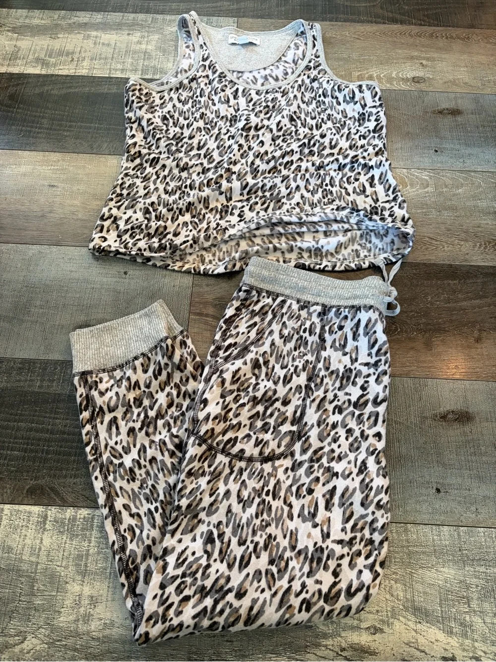 Live Love Lounge Karen Neuburger Leopard Print Pajama Lounge Set XL